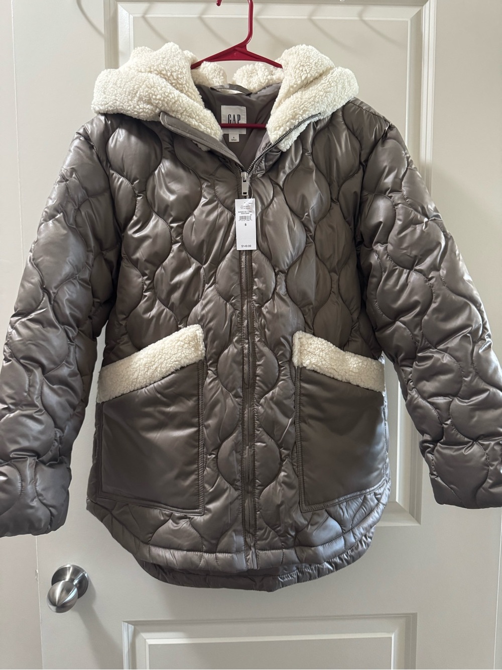 GAP Quilted Puffer Hoodie Jacket